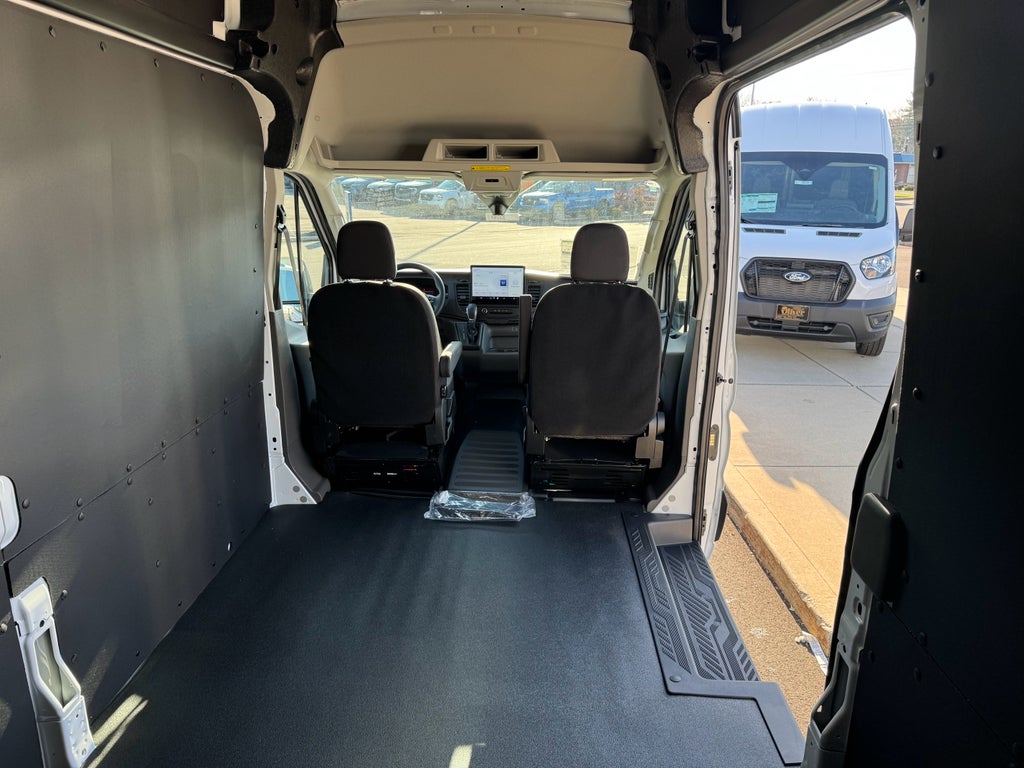 2026 Ford Transit Van Base RWD
