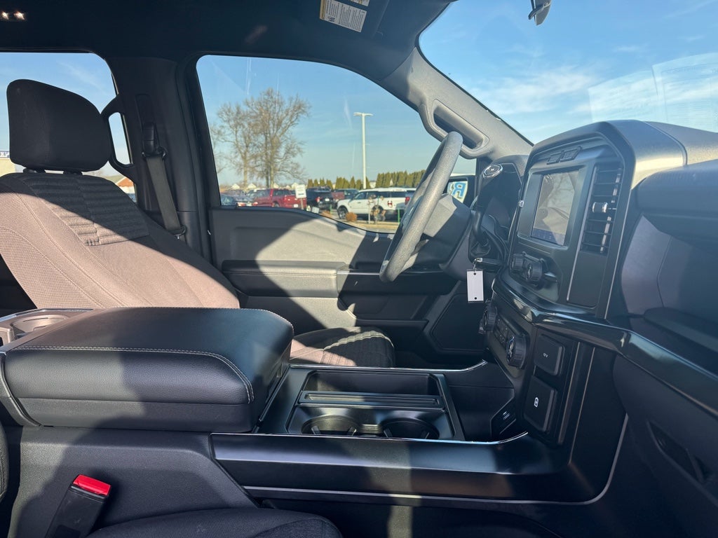 2023 Ford F-150 XL Crew Cab 4WD