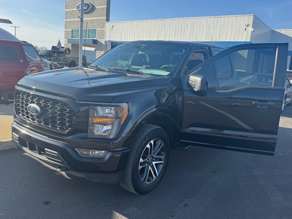 2023 Ford F-150 XL Crew Cab 4WD