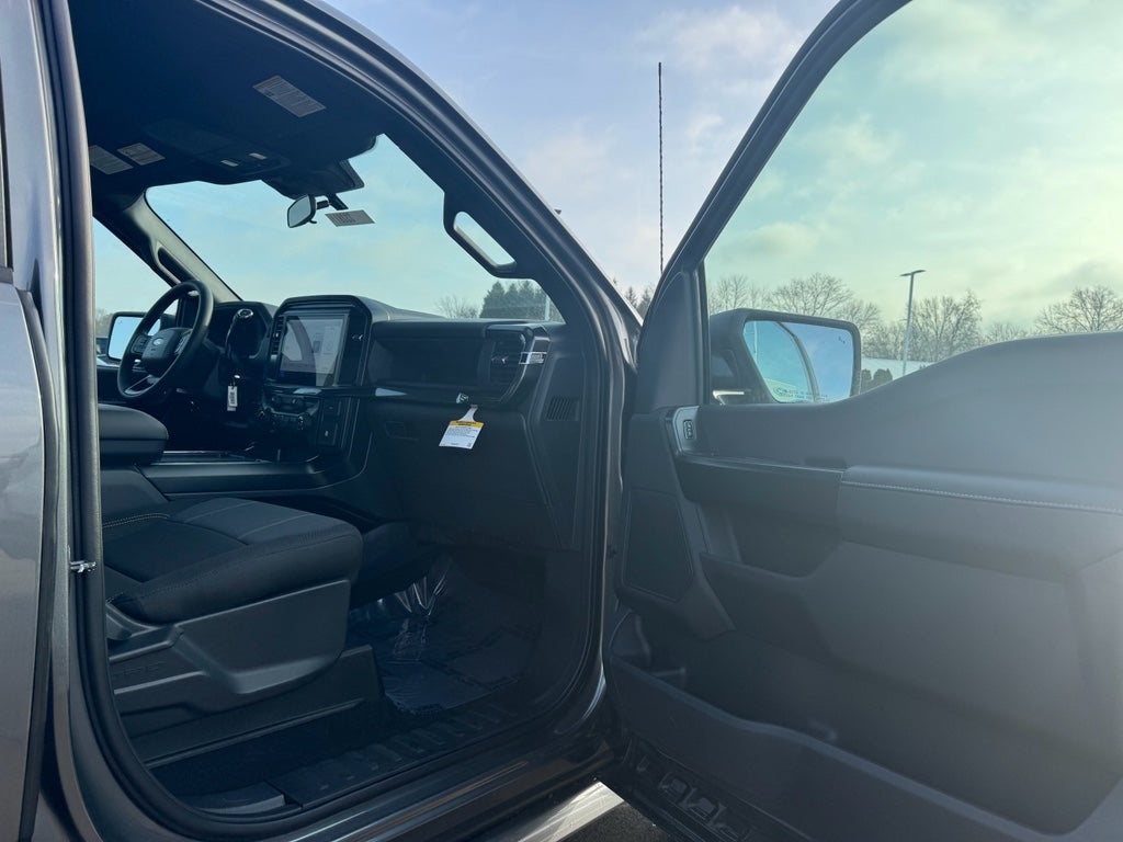2025 Ford F-150 STX Supercrew 4x4