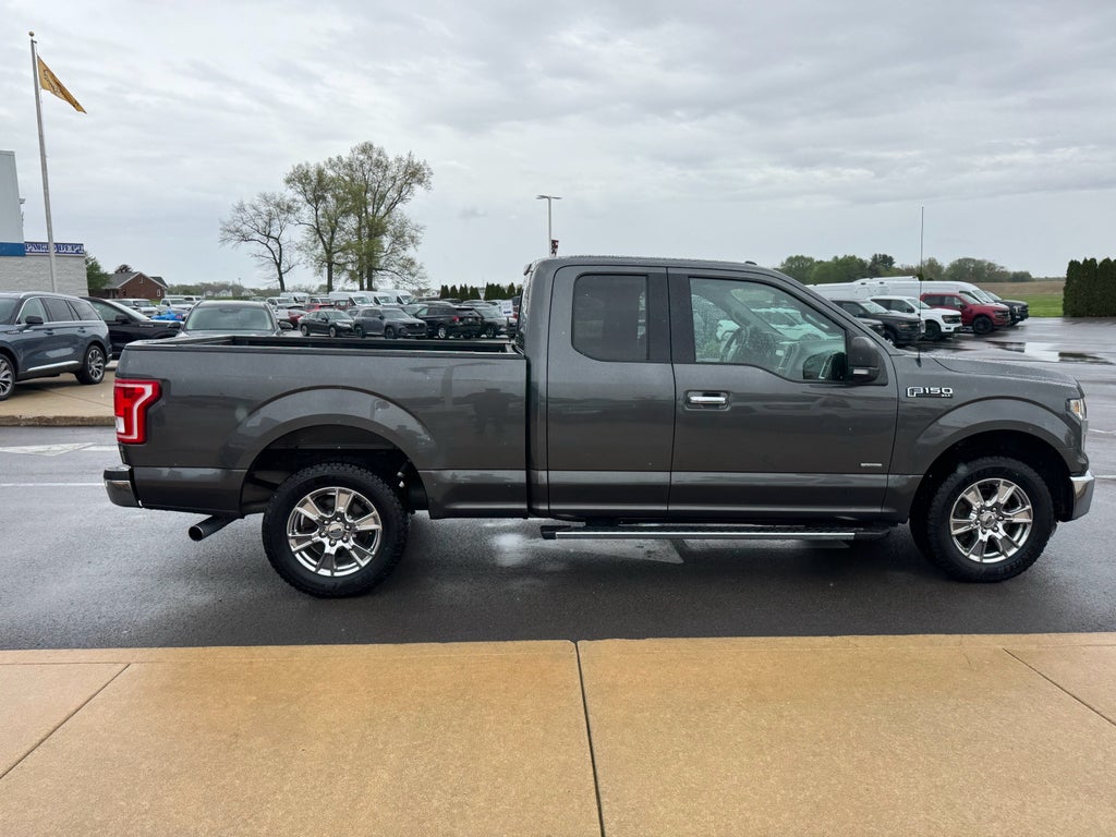 2016 Ford F-150 XLT Super cab 4x2