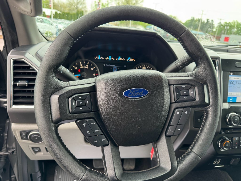 2016 Ford F-150 XLT Super cab 4x2
