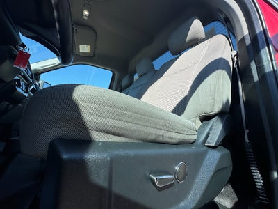 2016 Ford F-150 XLT Reg. Cab 4x2