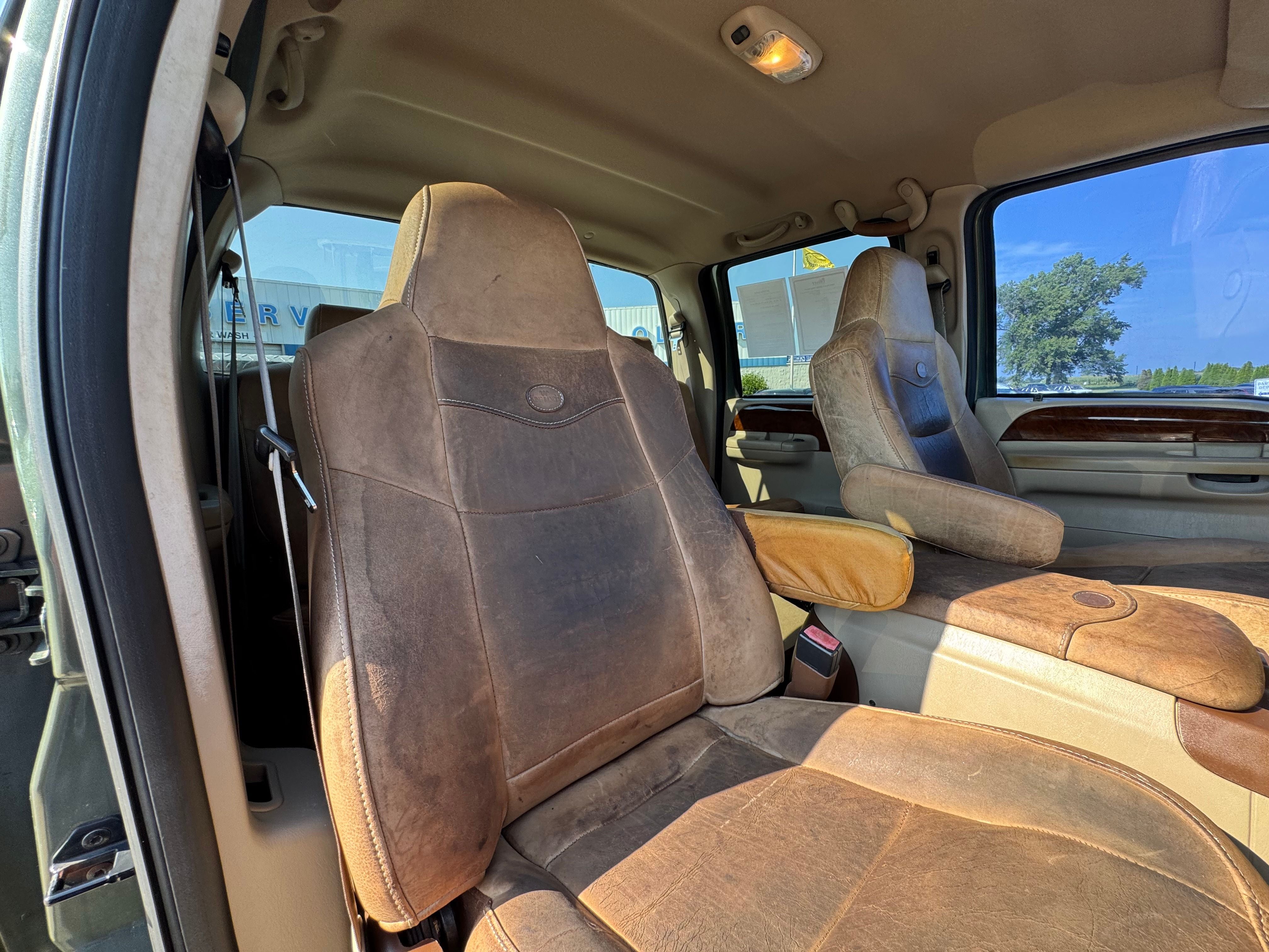 2004 Ford F-350SD King Ranch