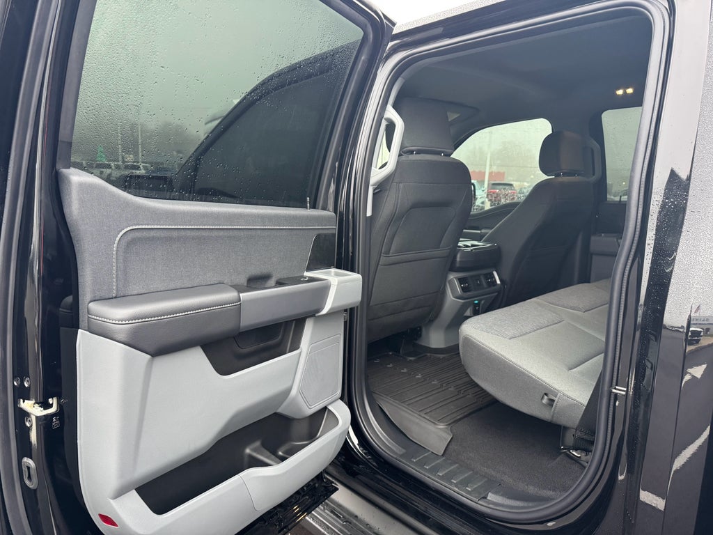 2025 Ford F-150 Lightning XLT Supercrew 4WD