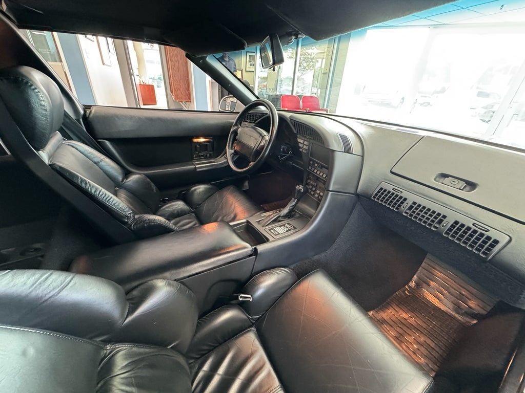 1991 Chevrolet Corvette Base