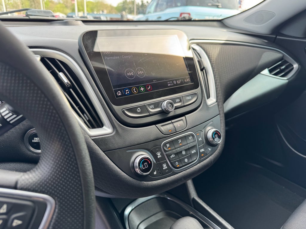 2022 Chevrolet Malibu LT FWD