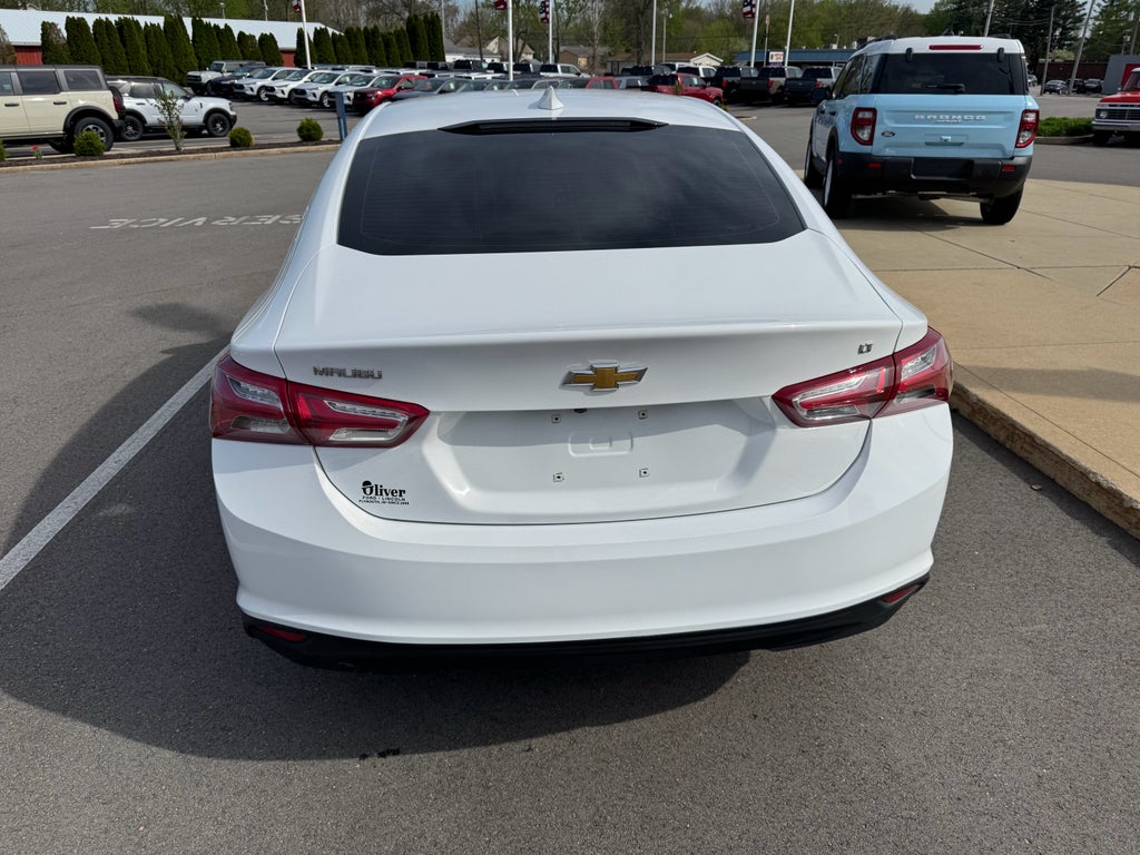 2022 Chevrolet Malibu LT FWD
