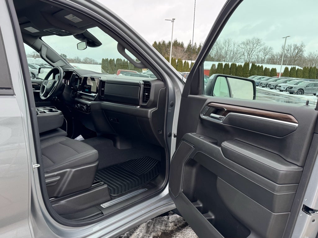 2024 Chevrolet Silverado LT 4x4