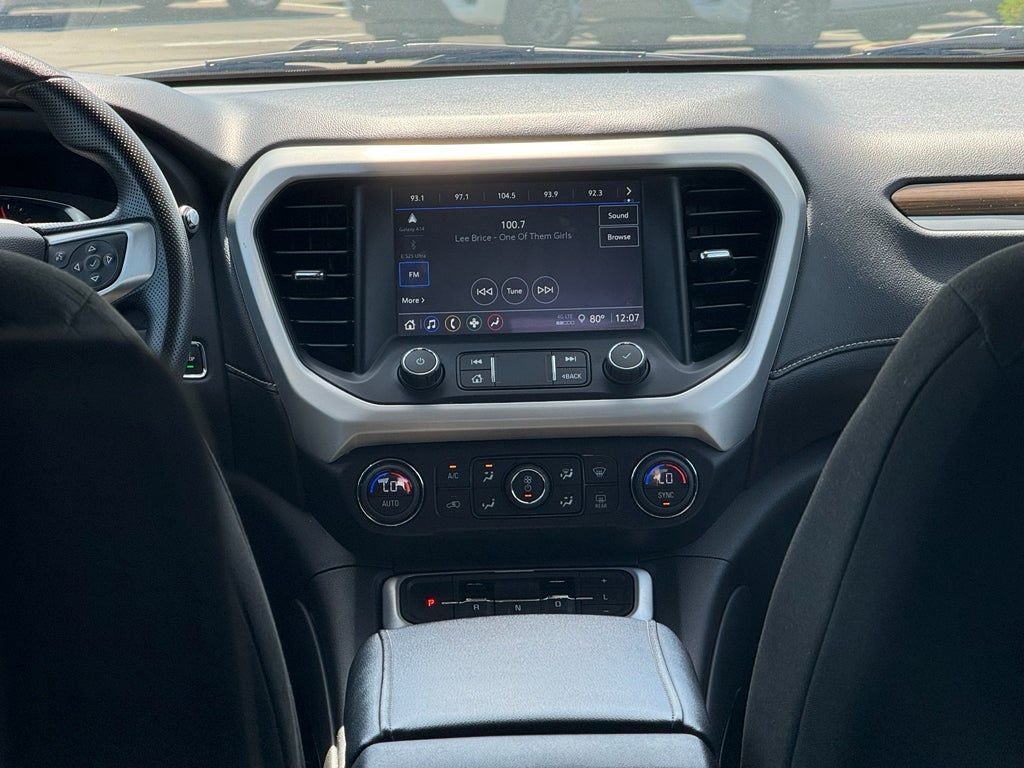 2023 GMC Acadia SLE
