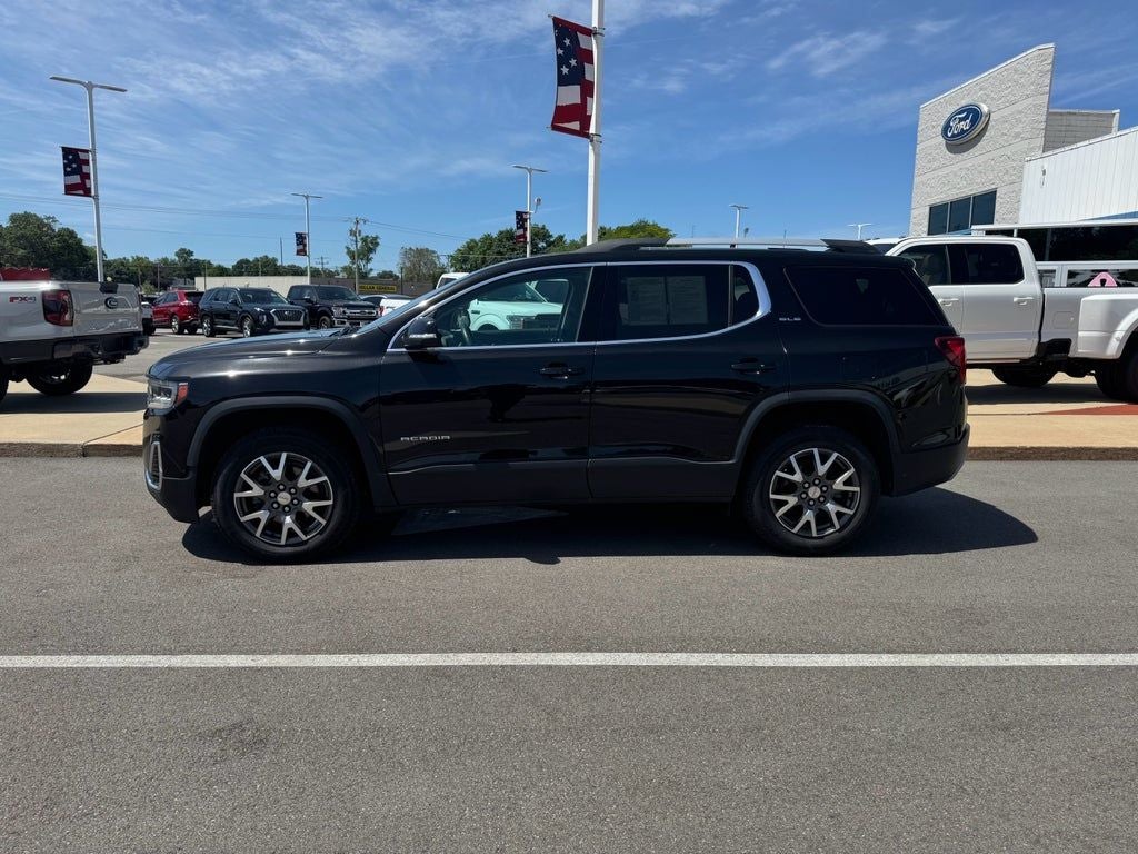 2023 GMC Acadia SLE