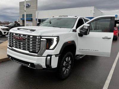 2024 GMC Sierra Denali 4WD