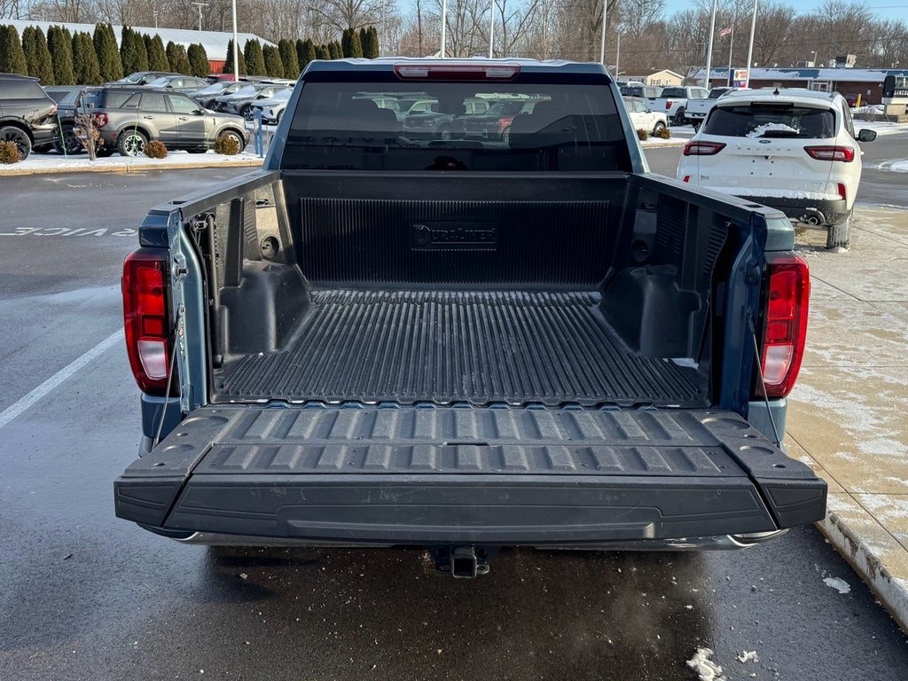 2024 GMC Sierra SLE 4WD