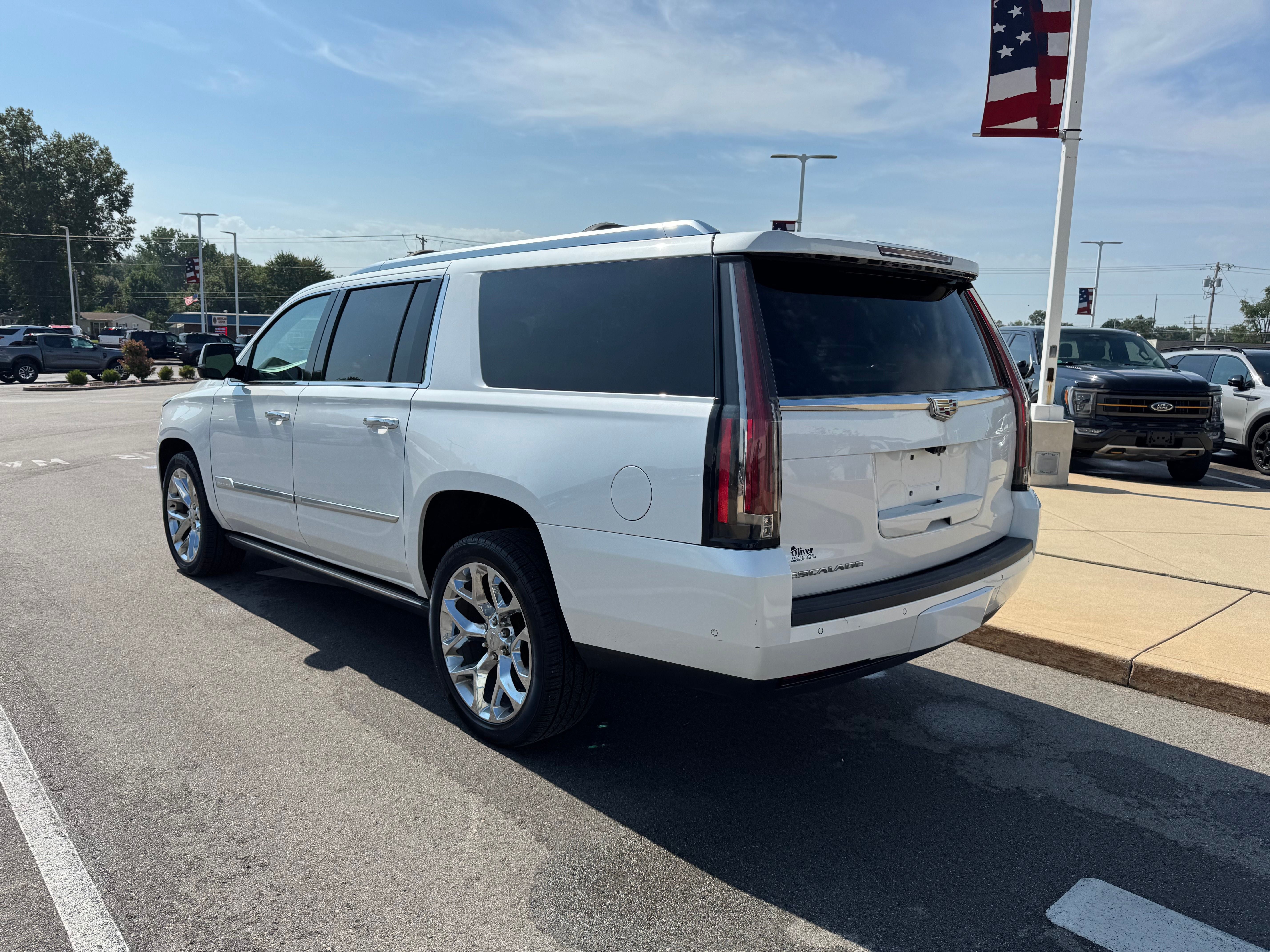 2018 Cadillac Escalade ESV Platinum Edition