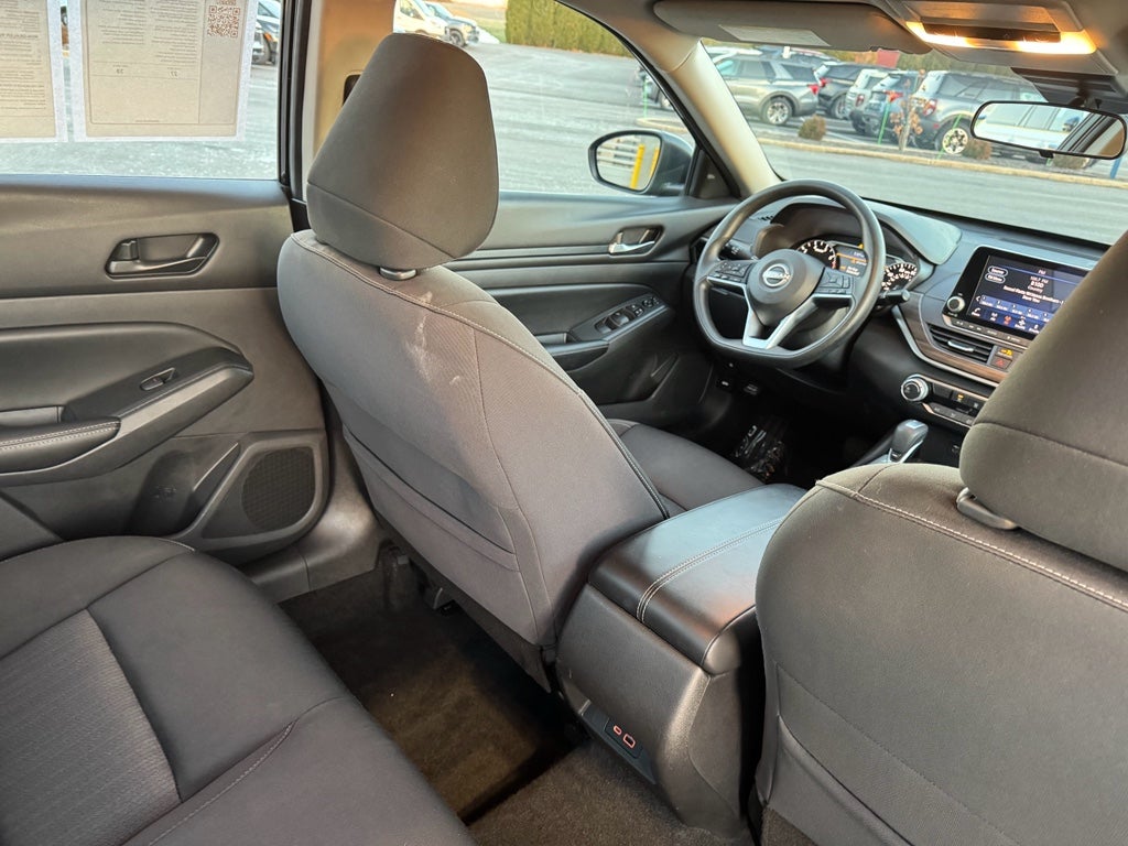 2024 Nissan Altima 2.5 SV FWD