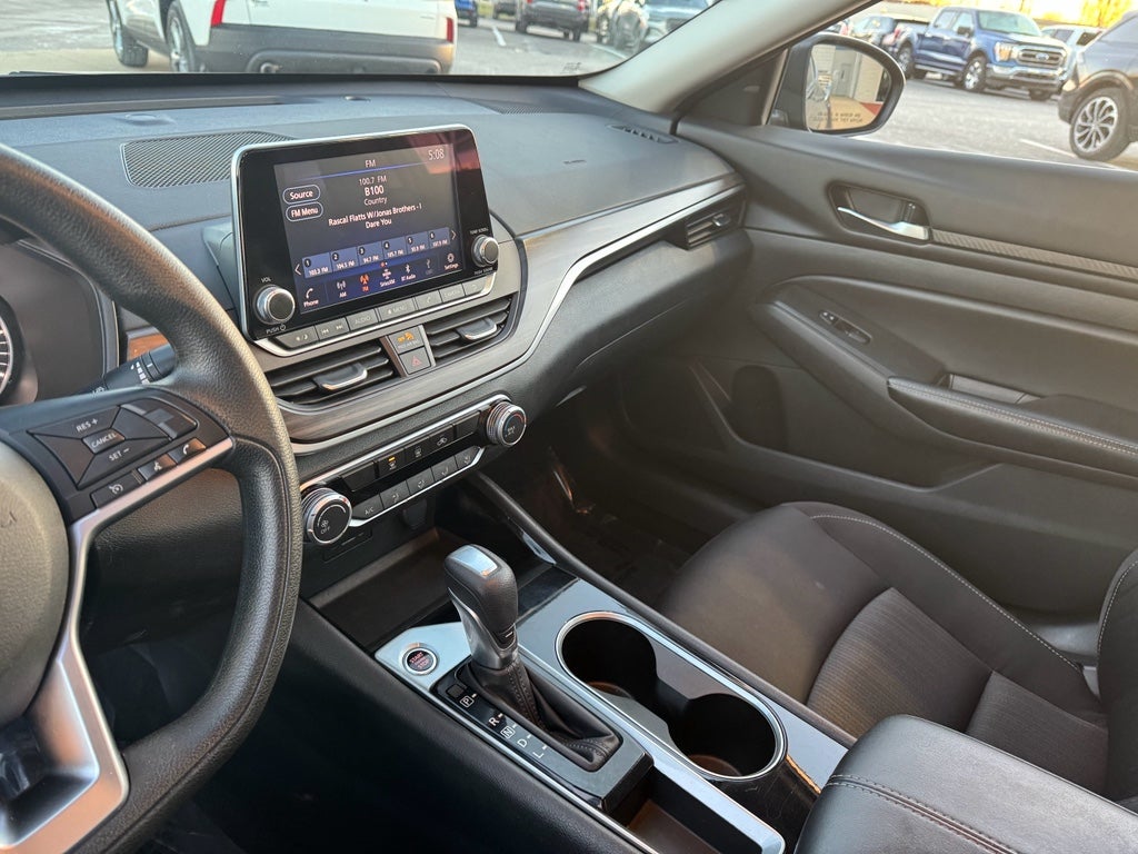 2024 Nissan Altima 2.5 SV FWD
