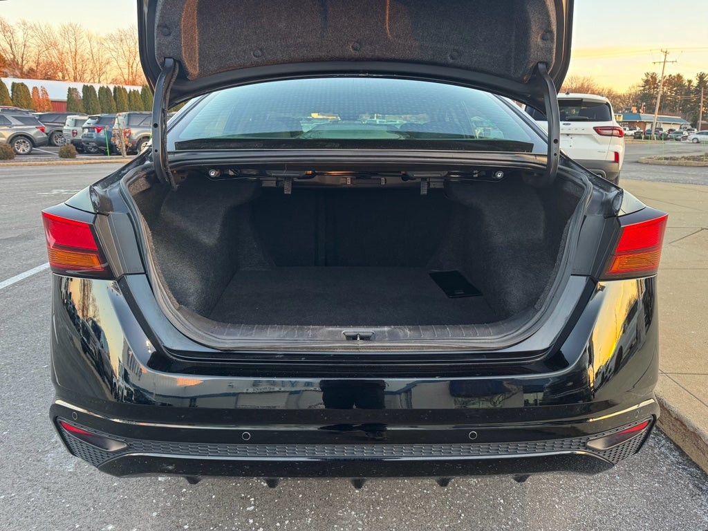 2024 Nissan Altima 2.5 SV FWD