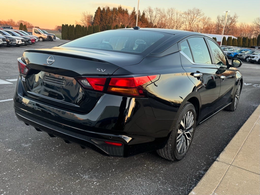 2024 Nissan Altima 2.5 SV FWD