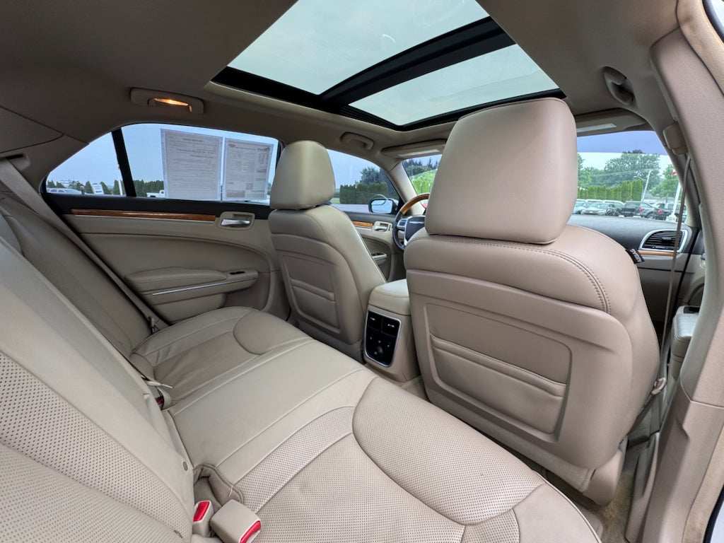 2014 Chrysler 300C 300C RWD