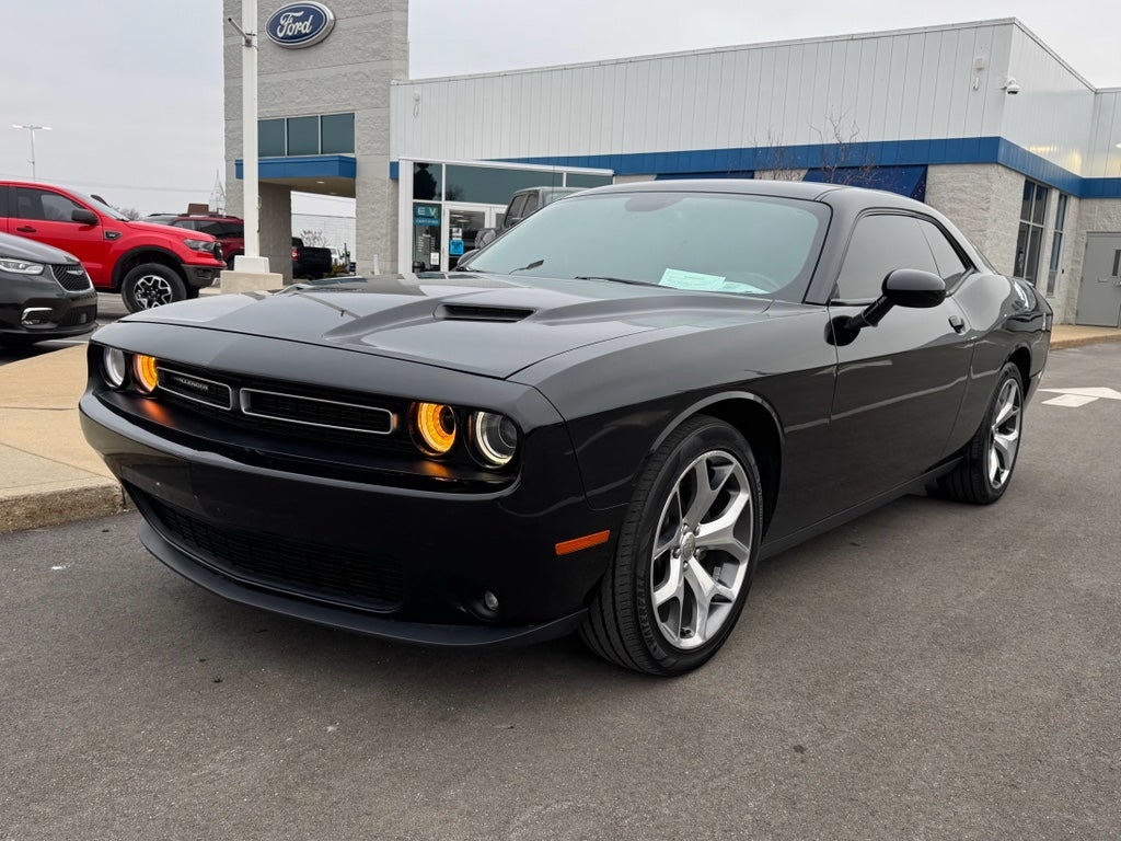 2015 Dodge Challenger SXT Plus RWD