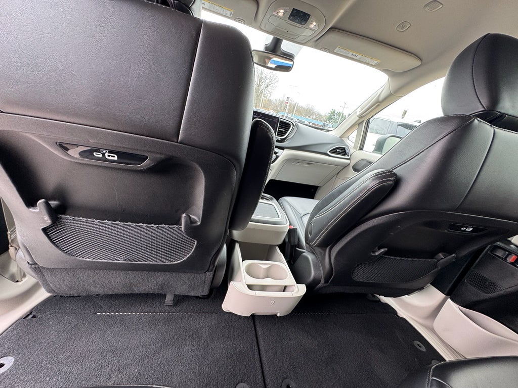 2023 Chrysler Pacifica Touring L FWD