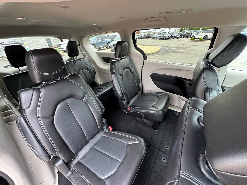 2023 Chrysler Pacifica Touring L FWD