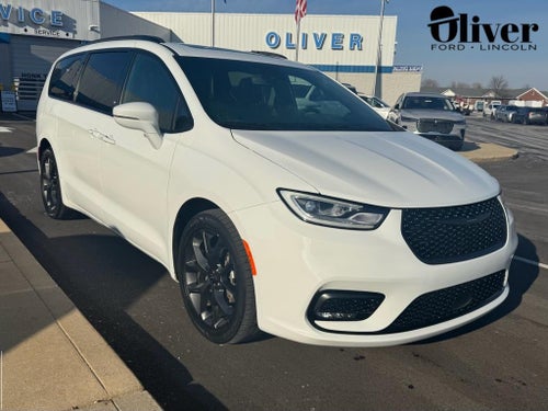 2022 Chrysler Pacifica Touring L FWD