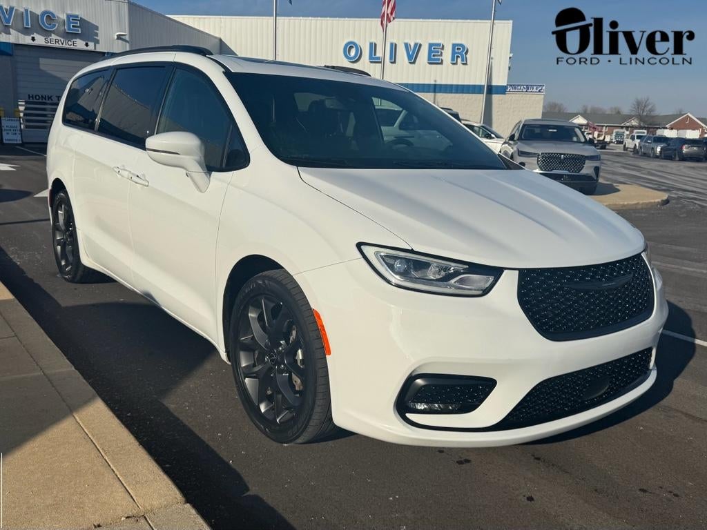 2022 Chrysler Pacifica Touring L FWD