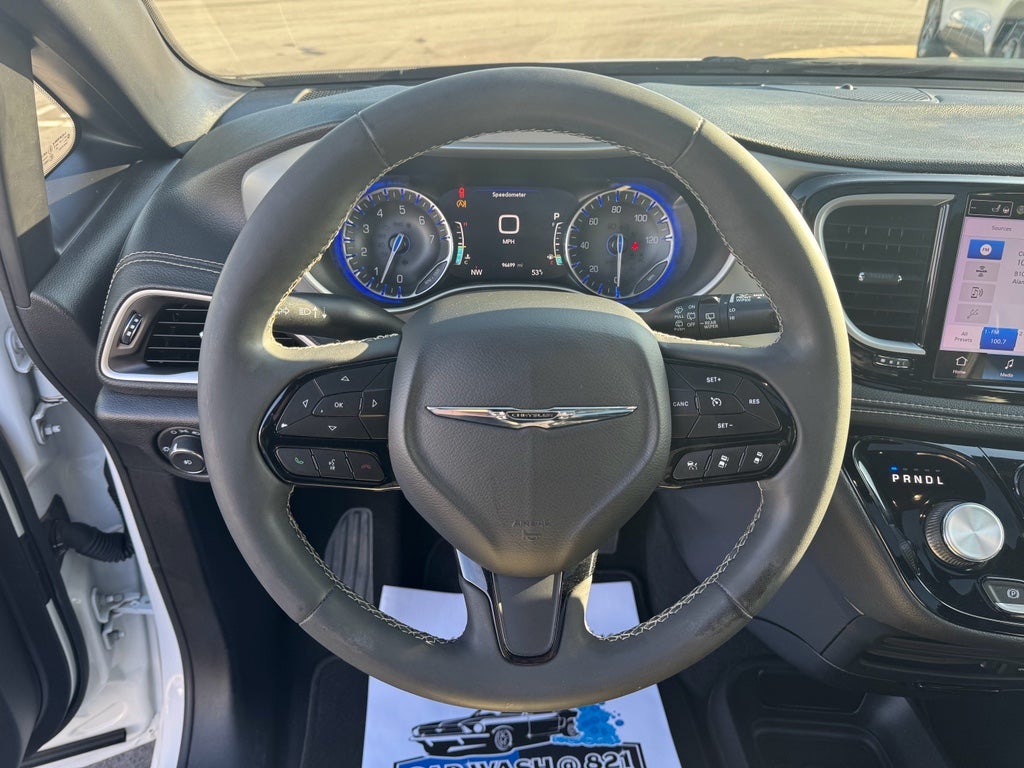 2022 Chrysler Pacifica Touring L FWD