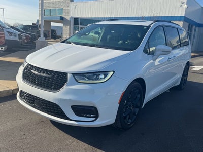 2022 Chrysler Pacifica Touring L FWD