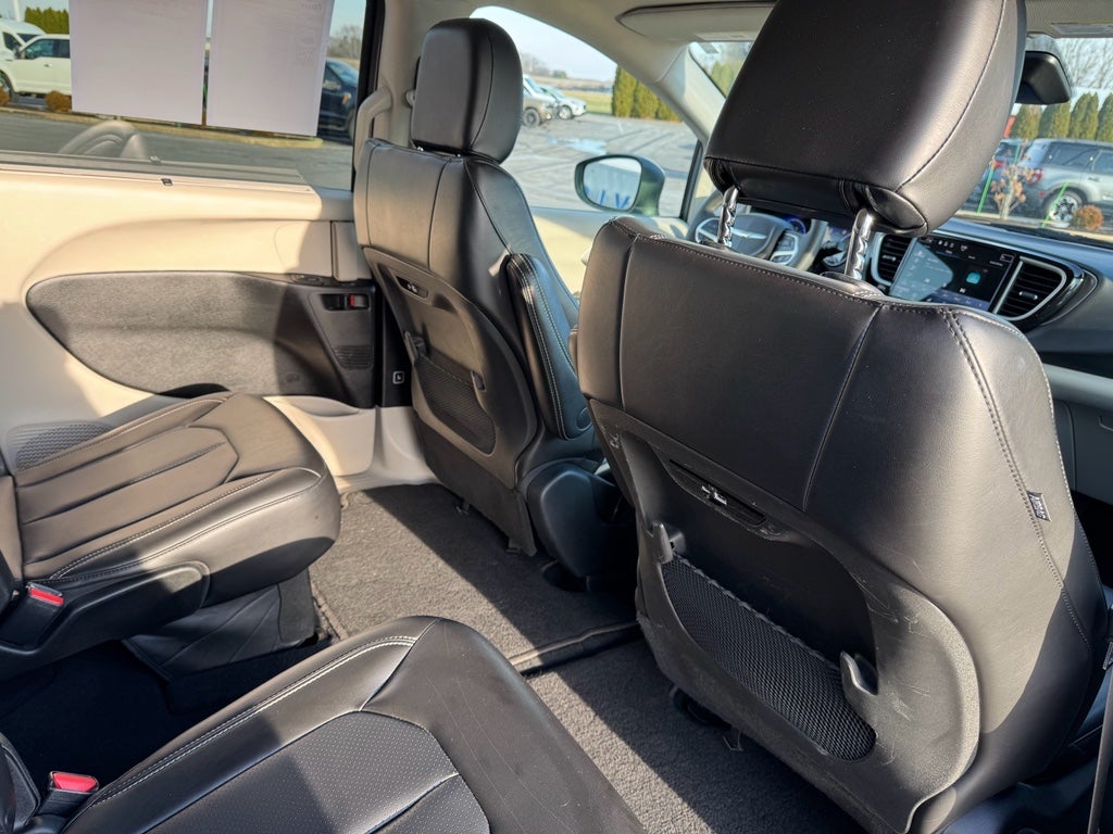 2023 Chrysler Pacifica Touring L FWD