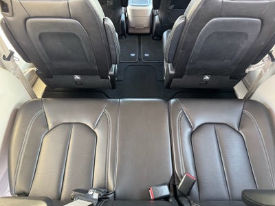 2023 Chrysler Pacifica Touring L FWD