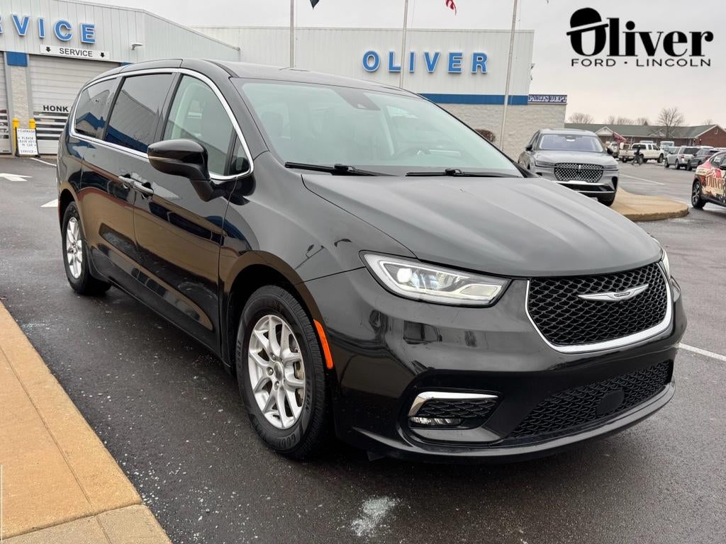 2023 Chrysler Pacifica Touring L FWD