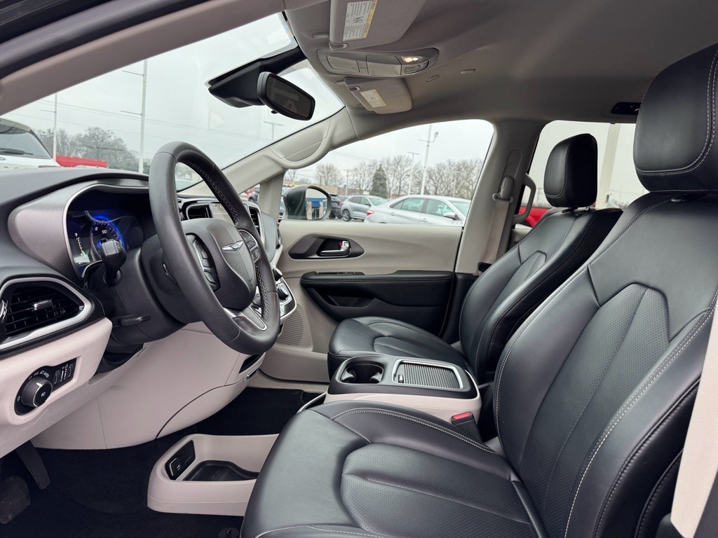 2023 Chrysler Pacifica Touring L FWD