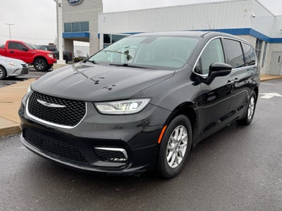2023 Chrysler Pacifica Touring L FWD