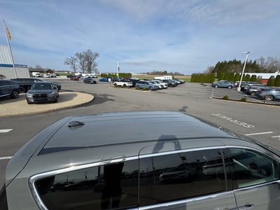 2023 Chrysler Pacifica Touring L FWD