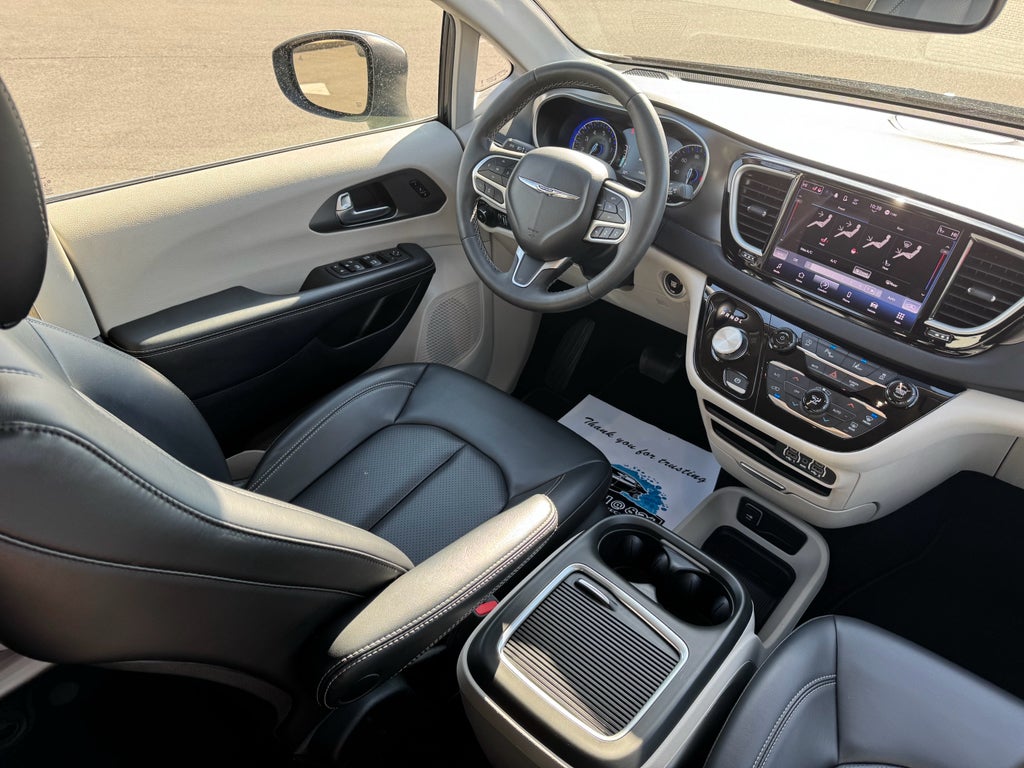 2023 Chrysler Pacifica Touring L FWD