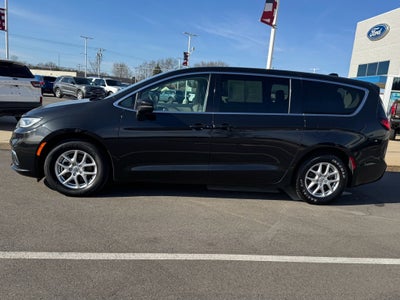 2023 Chrysler Pacifica Touring L FWD