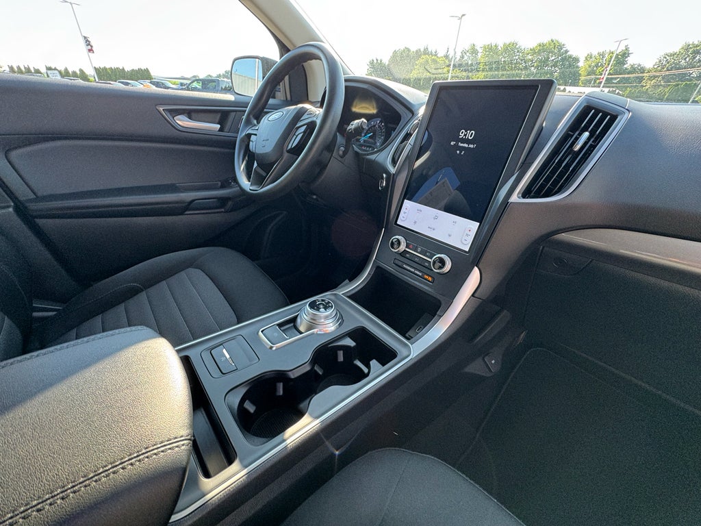 2023 Ford Edge SE AWD