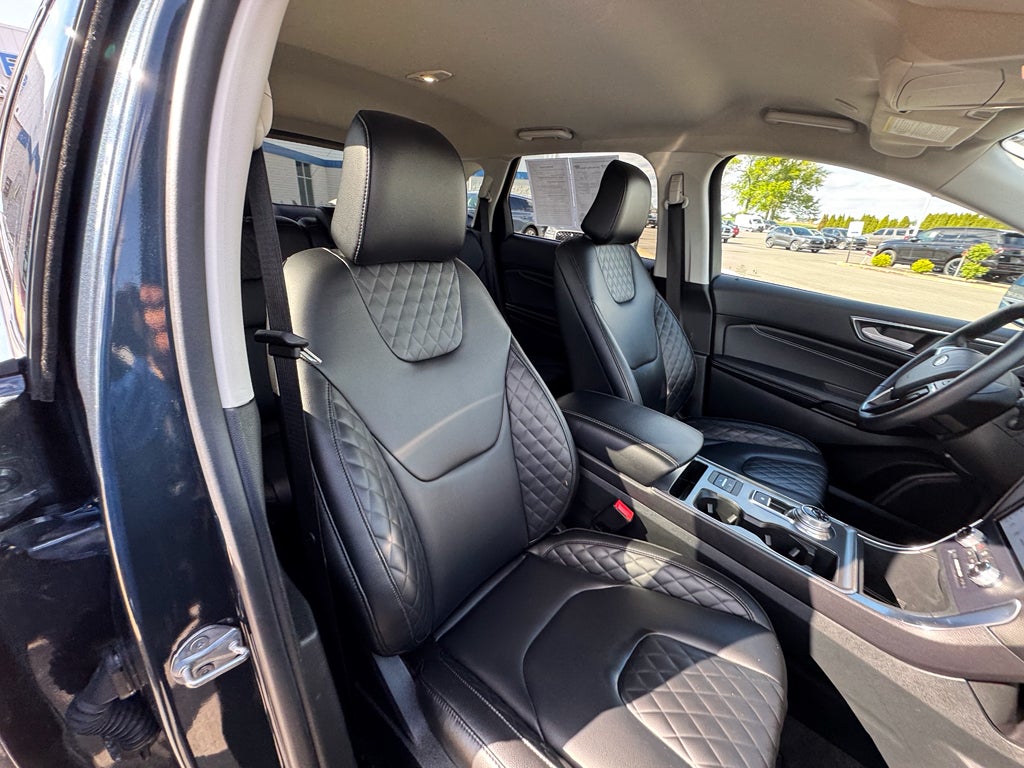 2023 Ford Edge Titanium AWD