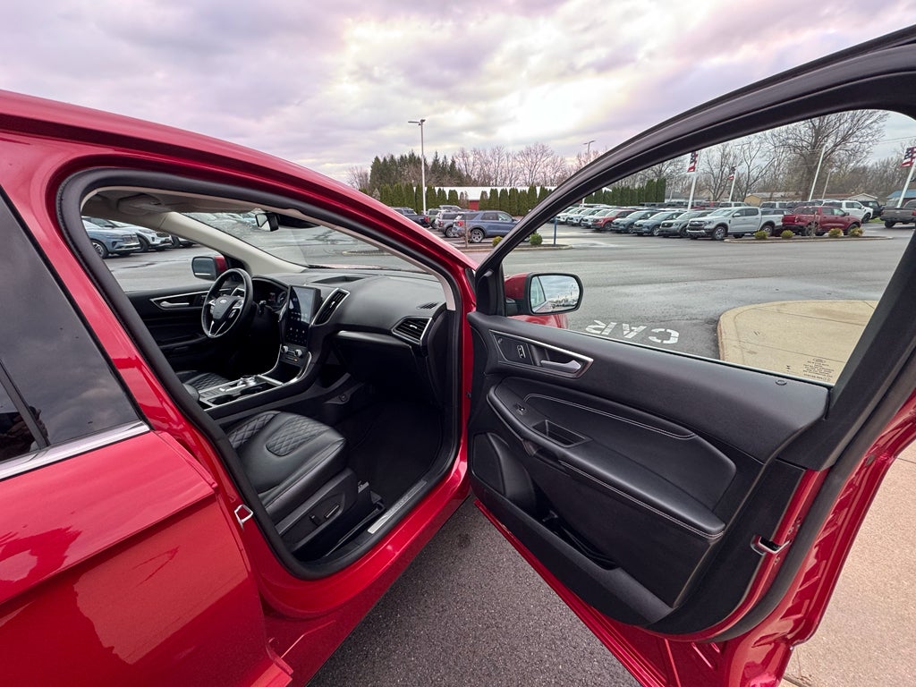 2024 Ford Edge Titanium AWD