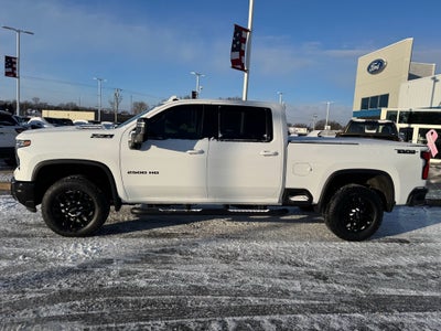 2025 Chevrolet Silverado LTZ Crew Cab 4WD