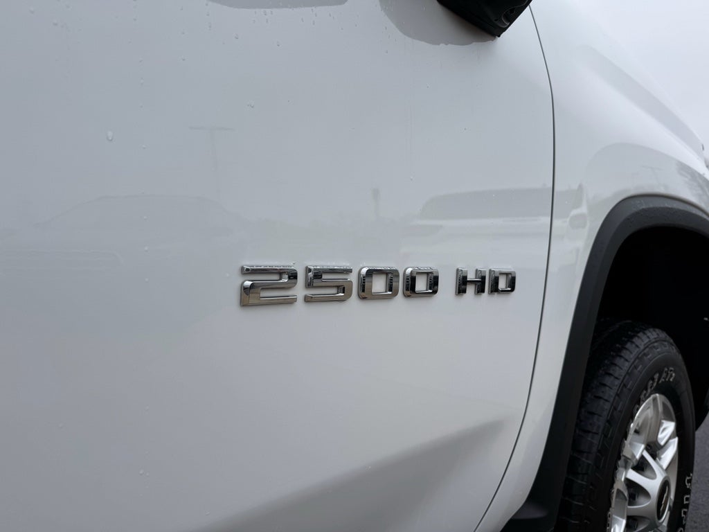 2024 Chevrolet Silverado LT Crew Cab 4WD