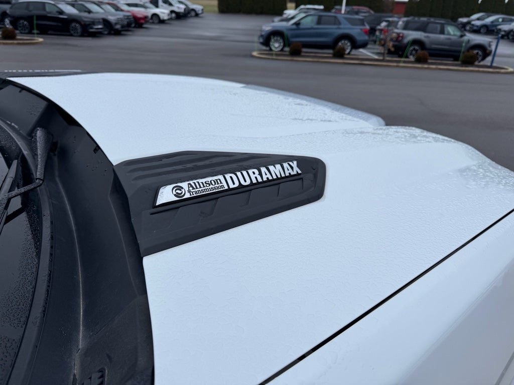 2024 Chevrolet Silverado LT Crew Cab 4WD