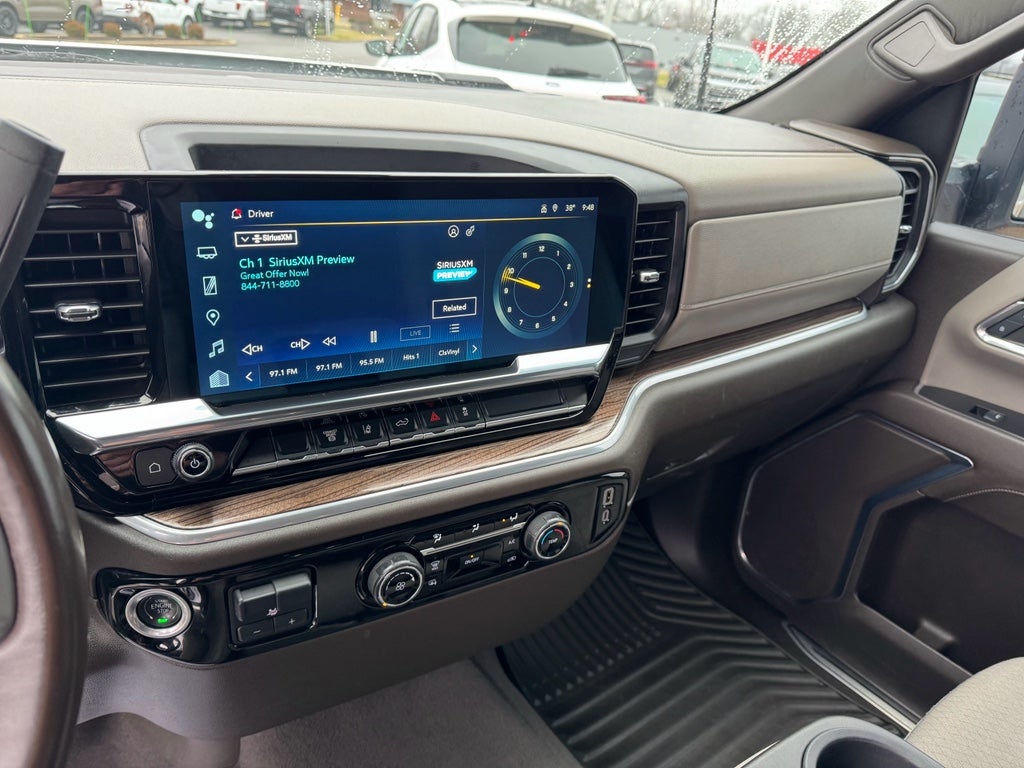 2024 Chevrolet Silverado LT Crew Cab 4WD