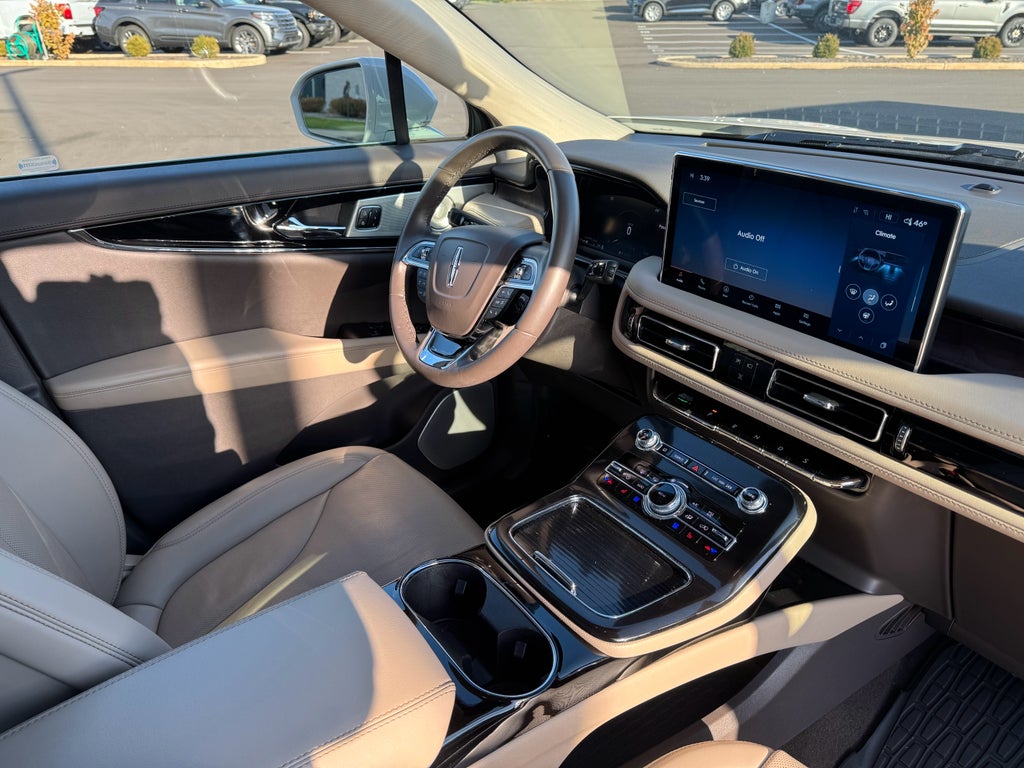 2023 Lincoln Nautilus Reserve AWD