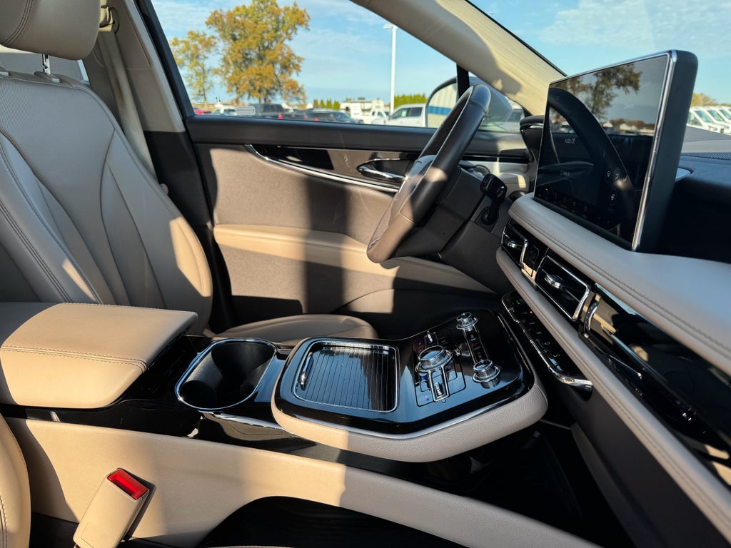 2023 Lincoln Nautilus Reserve AWD