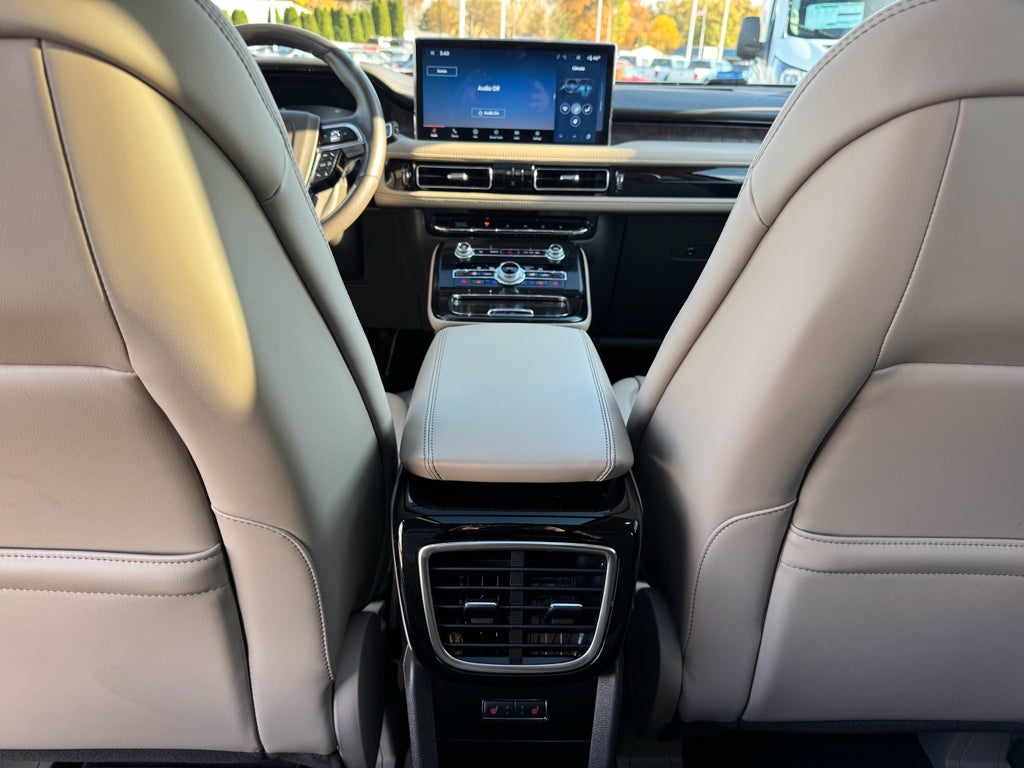 2023 Lincoln Nautilus Reserve AWD