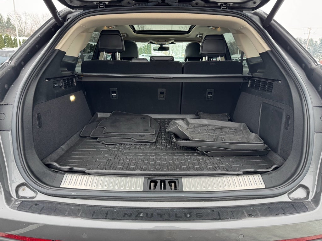 2022 Lincoln Nautilus Reserve AWD