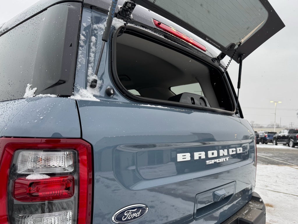 2025 Ford Bronco Sport Outer Banks 4WD